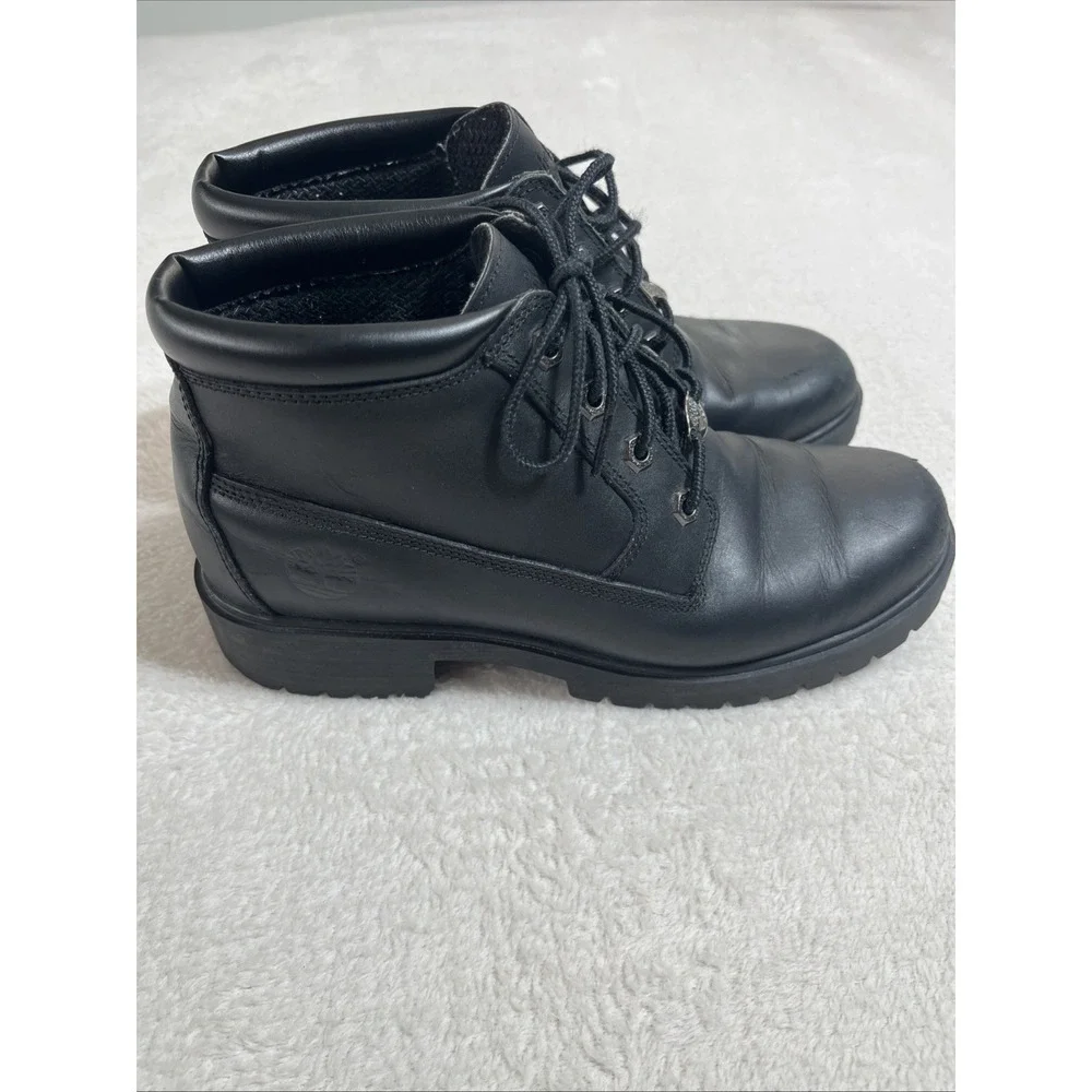 TIMBERLAND WOMEN'S 8.5M NEWMAN WATERPROOF CHUKKA BOOTS BLACK SMOOTH 28360